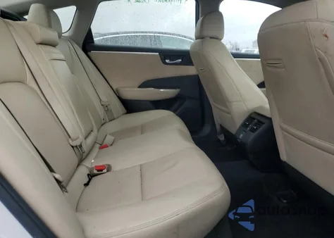 2018 Honda Clarity Touring z USA, uszkodzony, nr VIN JHMZC5F35JC003715